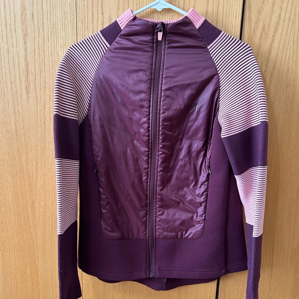 Kari Traa brand awesome jacket! Purple + pink, super cute and stylish, warm